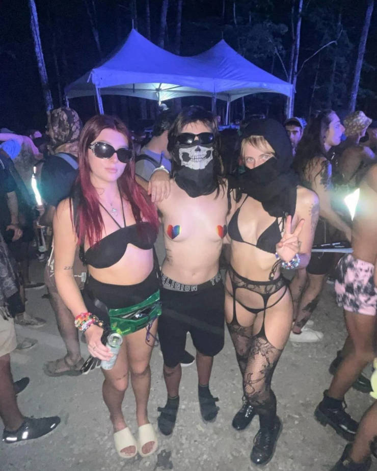 sexy girls at music festivals 41 pics 7 gifs 1.html - 41 HD GIF | Premium Gallery 2023