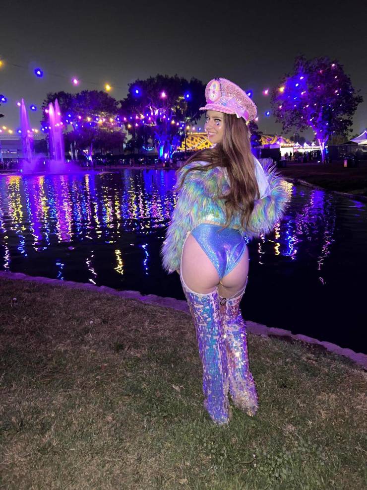 sexy girls at music festivals 41 pics 7 gifs 1.html - 41 HD GIF | Premium Gallery 2023