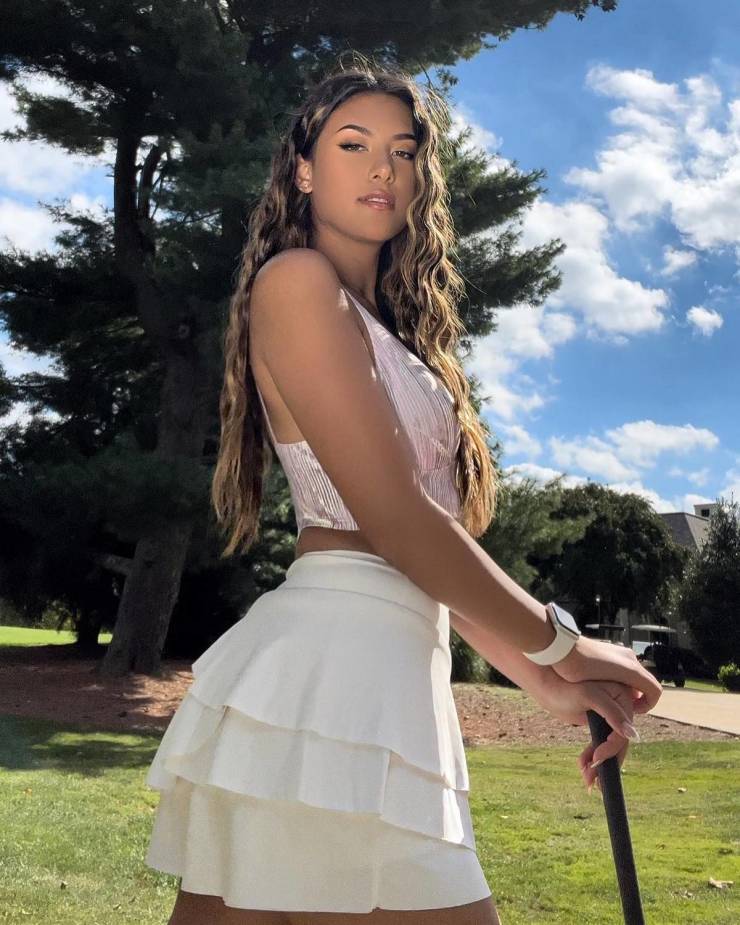 It’s Sexy Golf Time!