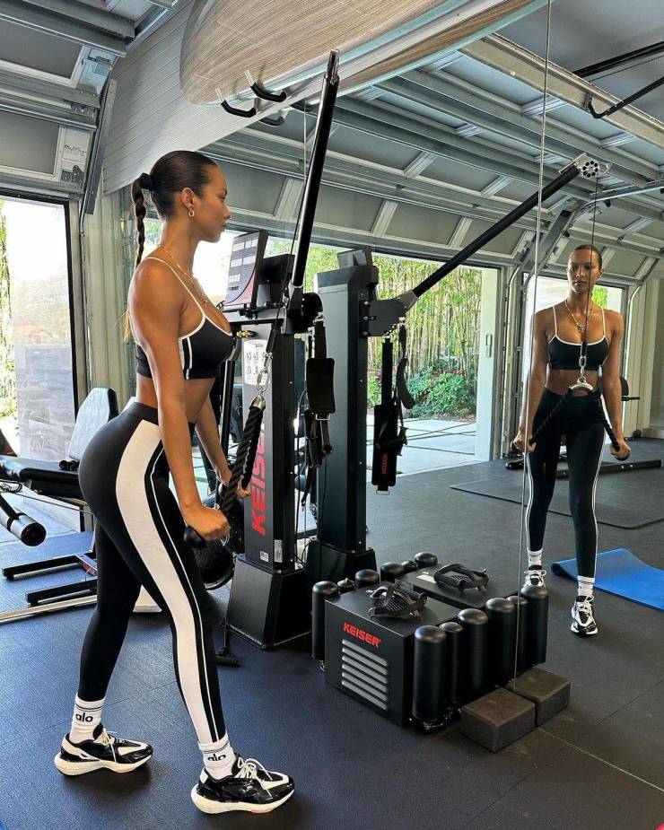 fit and smoking hot 41 pics 5.html - 41 HD Photos | Premium Gallery 2023