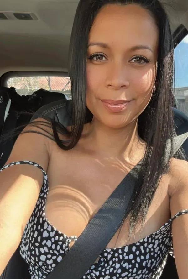 strap those boobs up 49 pics 3.html - 49 HD Photos | Premium Gallery 2023