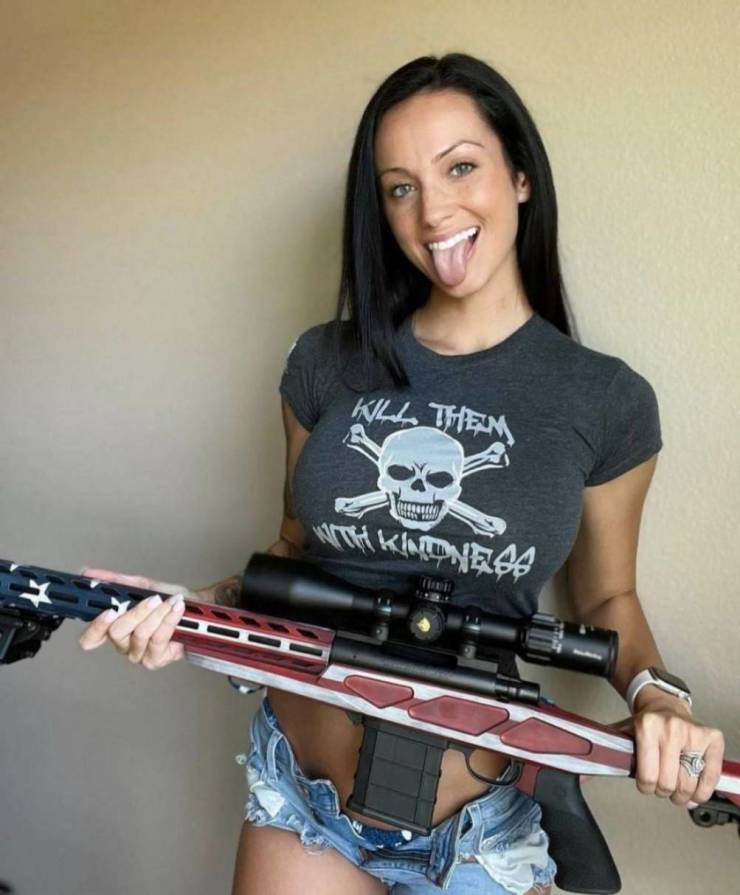 guns and girls a powerful combination 59 pics 4.html - 59 HD Photos | Premium Gallery 2023
