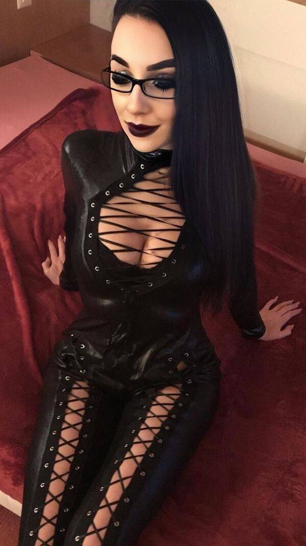 the allure of downblouses 42 pics 17.html - 42 HD Photos | Premium Gallery 2023