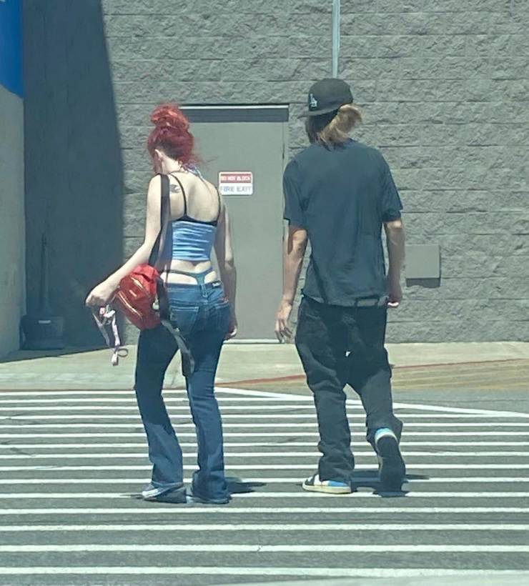 “Walmart” Customers Are Wild…