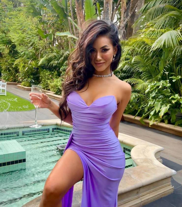 Oh My, Those Tight Dresses