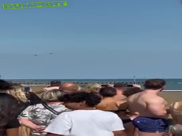 New Element In The Airshow