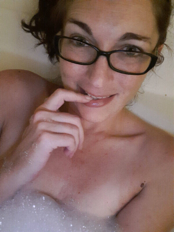 bubble bath bliss 20 pics 11 gifs 2.html - 20 HD GIF | Premium Gallery 2023