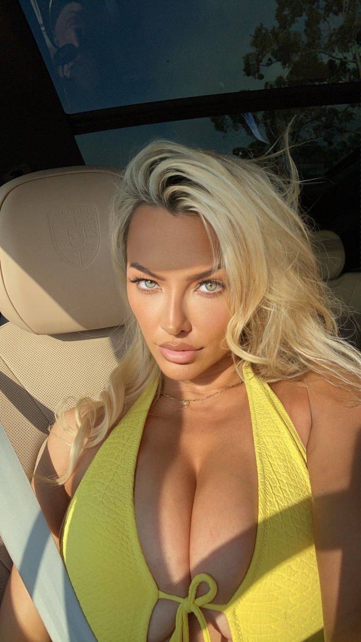 Big Boobs Only!
