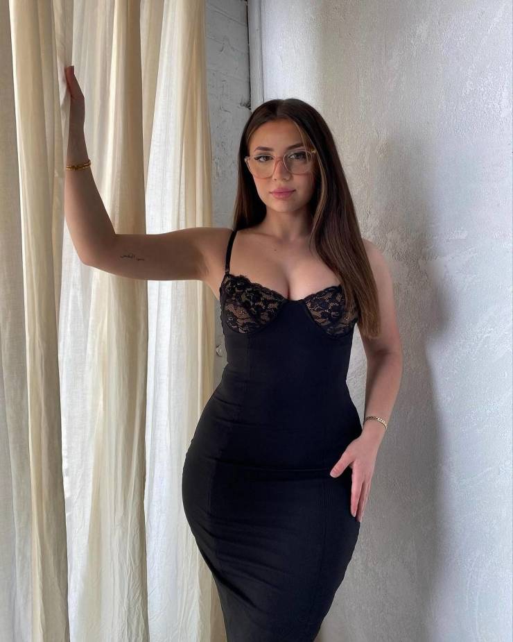 pretty eyes behind cute glasses 39 pics 2.html - 39 HD Photos | Premium Gallery 2023