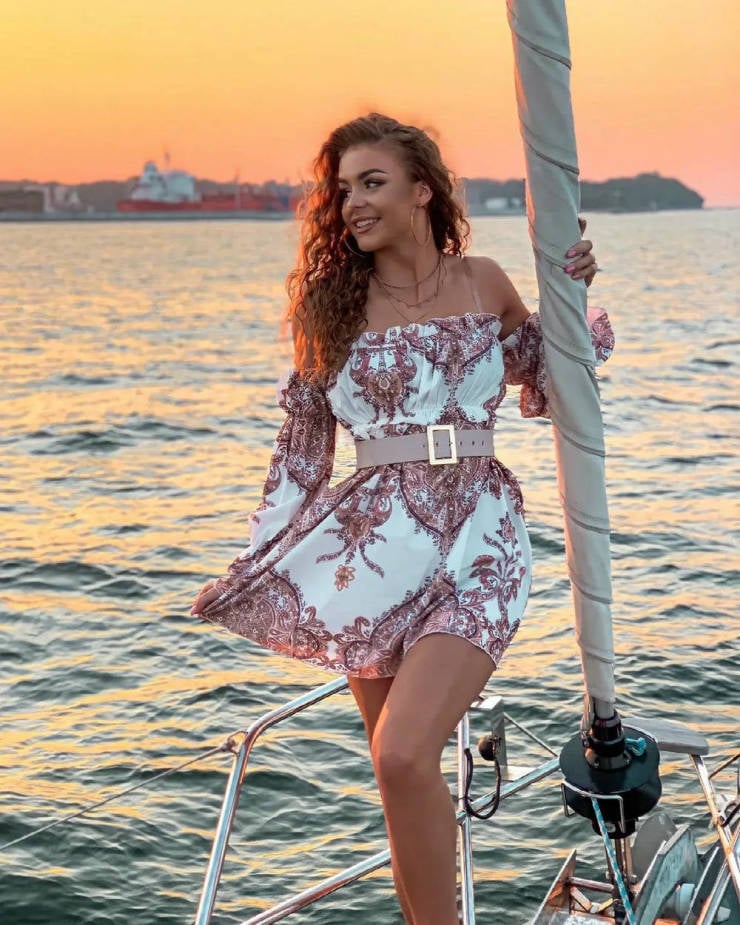 Sundresses Are Always Sexy!