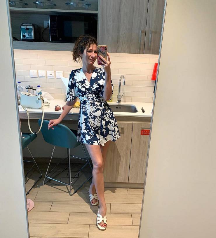 Sundresses Are Always Sexy!