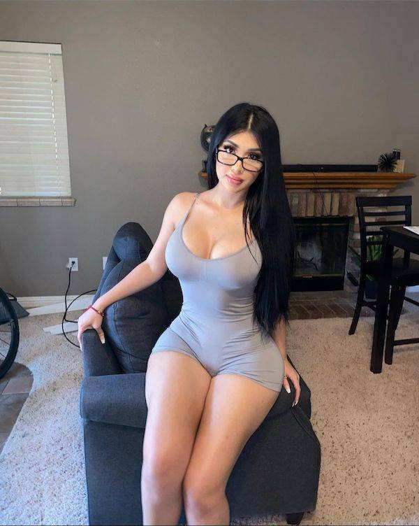 squishy hills await 70 pics 2.html - 70 HD Photos | Premium Gallery 2023