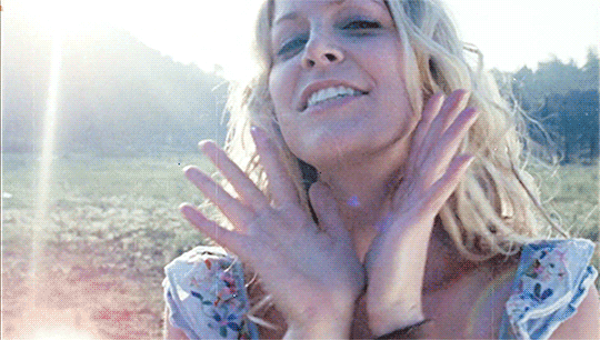 celebrating horrors leading ladies the scream queens 20 gifs 3.html - 1 HD GIF | Premium Gallery 2023