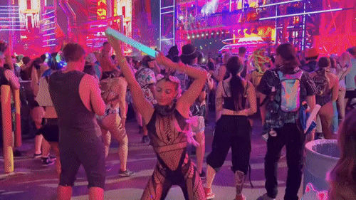 sexy girls at music festivals 34 pics 8 gifs 3.html - 34 HD GIF | Premium Gallery 2023