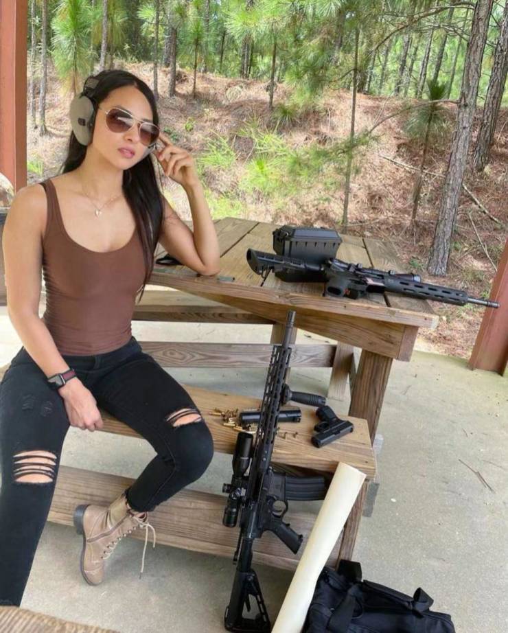 guns out 53 pics 1.html - 53 HD Photos | Premium Gallery 2023