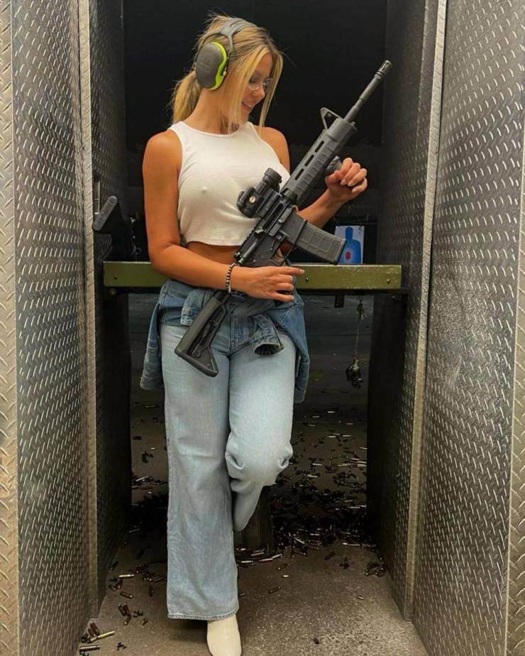 guns out 53 pics 1.html - 53 HD Photos | Premium Gallery 2023