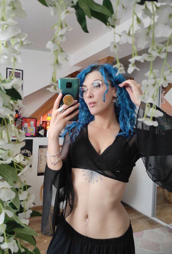 These Selfies Are Real Spicy!