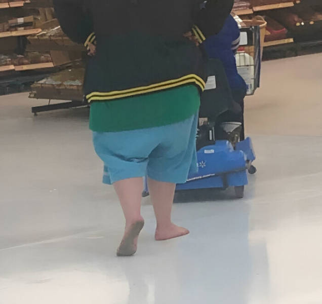 walmart visitors are very special 34 pics 13.html - 34 HD Photos | Premium Gallery 2023
