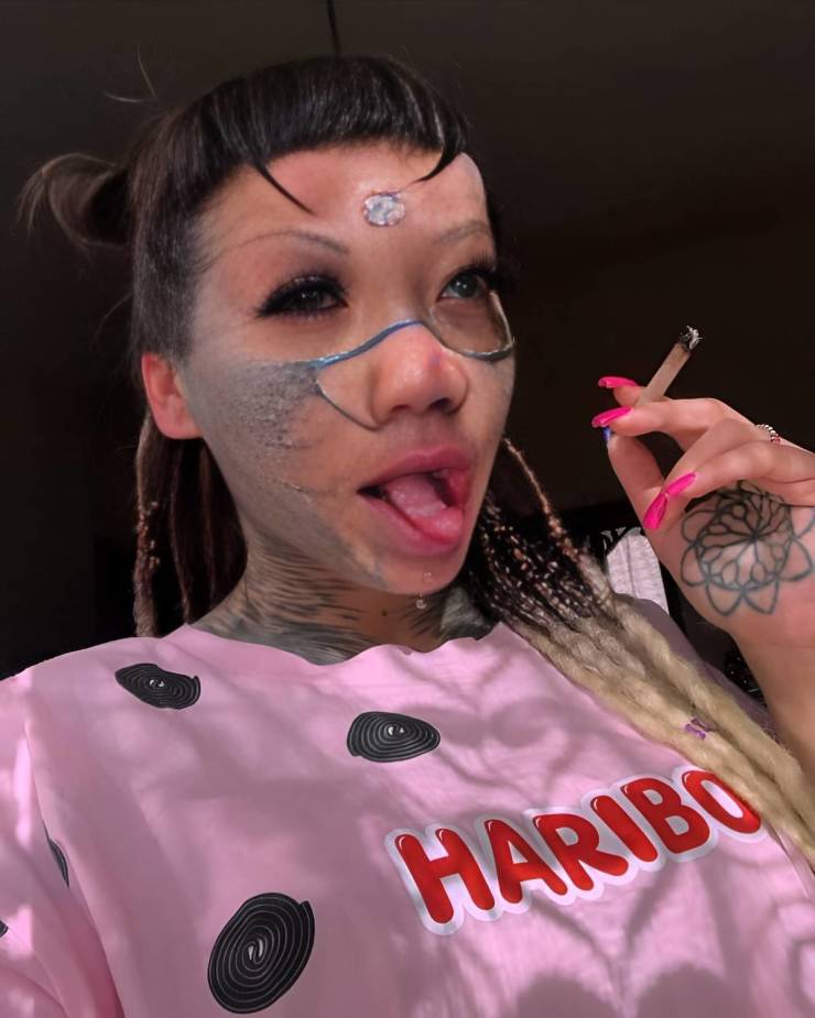 The Woman Decided To Become A Cat