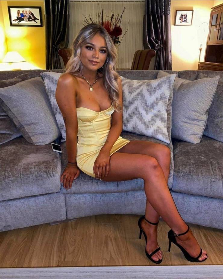 woah thats a tight dress 50 pics 5.html - 50 HD Photos | Premium Gallery 2023