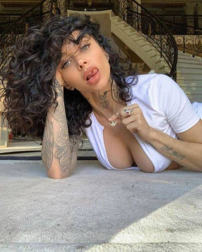 just some playful tongues 34 pics 11.html - 34 HD Photos | Premium Gallery 2023