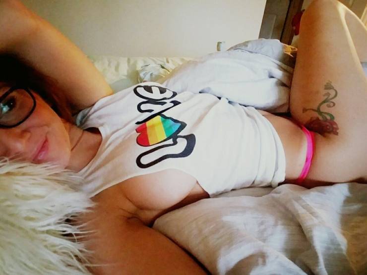 the beauty of side boobs 44 pics 2.html - 44 HD Photos | Premium Gallery 2023