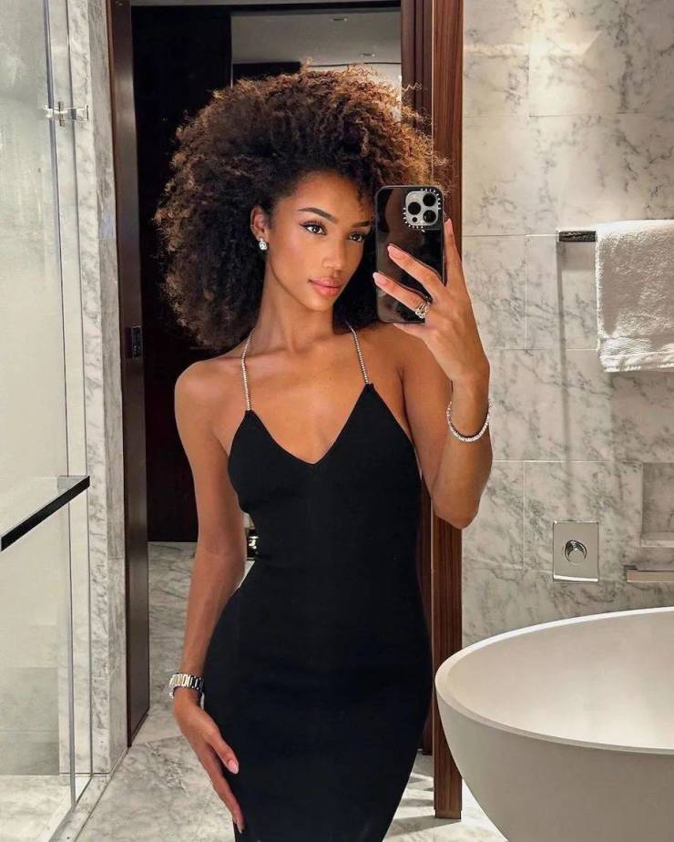 oh my those tight dresses 45 pics 19.html - 45 HD Photos | Premium Gallery 2024