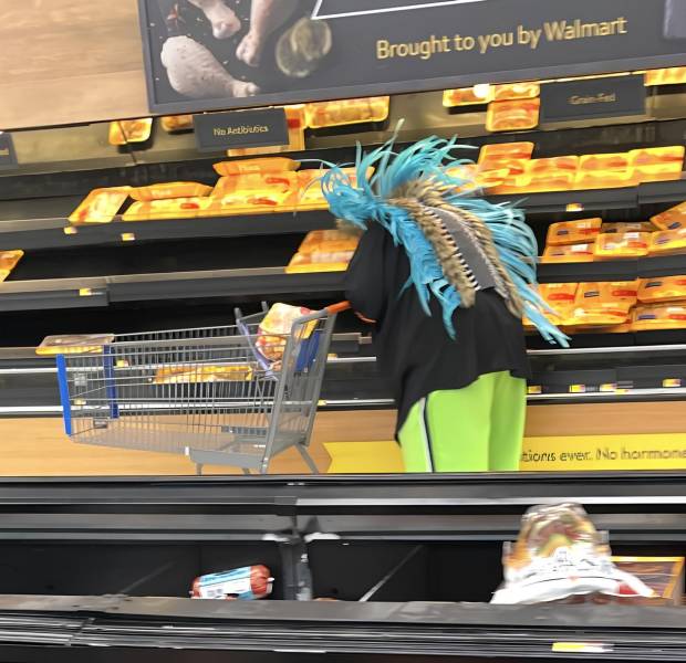 “Walmart” Customers Are Wild…