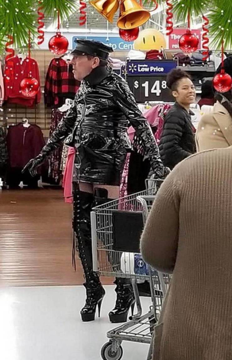 walmart customers are wild 54 pics 20.html - 54 HD Photos | Premium Gallery 2024