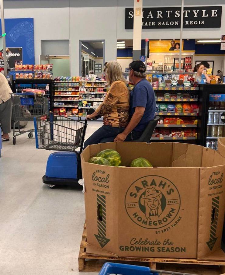 walmart customers are wild 54 pics 20.html - 54 HD Photos | Premium Gallery 2024