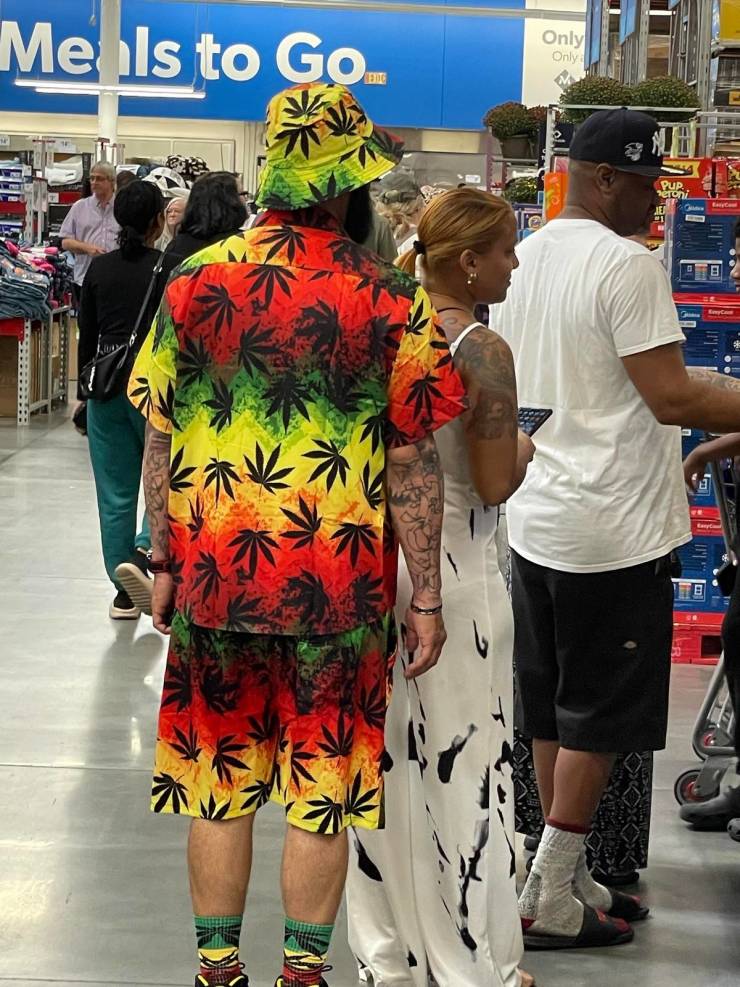 walmart customers are wild 54 pics 20.html - 54 HD Photos | Premium Gallery 2024