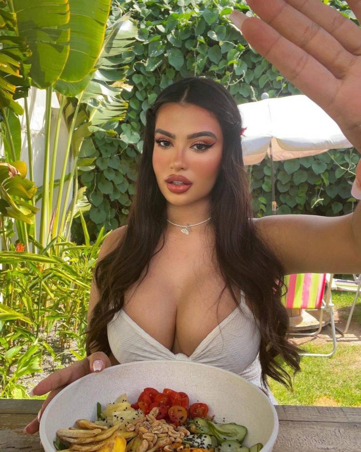 big boobs only 36 pics 9.html - 36 HD Photos | Premium Gallery 2024