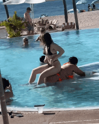 influencers in action 16 gifs 2.html - 1 HD GIF | Premium Gallery 2024