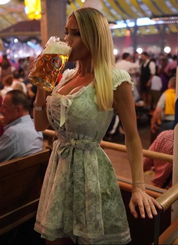 drinking time 42 pics 6 gifs 5.html - 42 HD GIF | Premium Gallery 2024