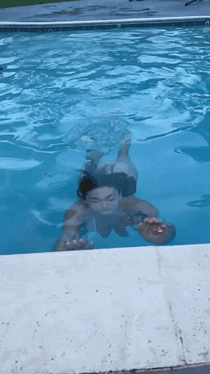 bouncy girls are here 14 gifs 6.html - 1 HD GIF | Premium Gallery 2024