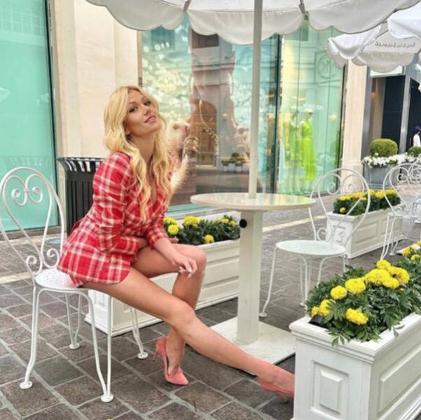 ohthose legs 50 pics 21.html - 50 HD Photos | Premium Gallery 2024