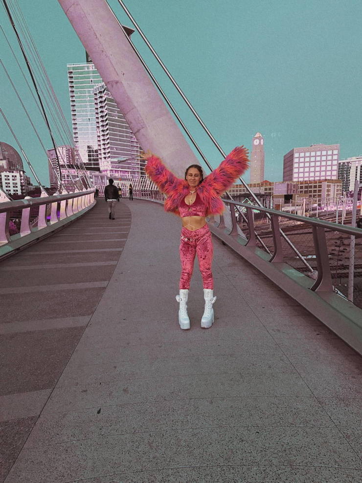 sexy girls at music festivals 42 pics 5 gifs 6.html - 42 HD GIF | Premium Gallery 2024