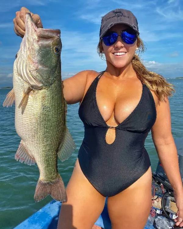 thats a big catch 56 pics 4.html - 56 HD Photos | Premium Gallery 2024