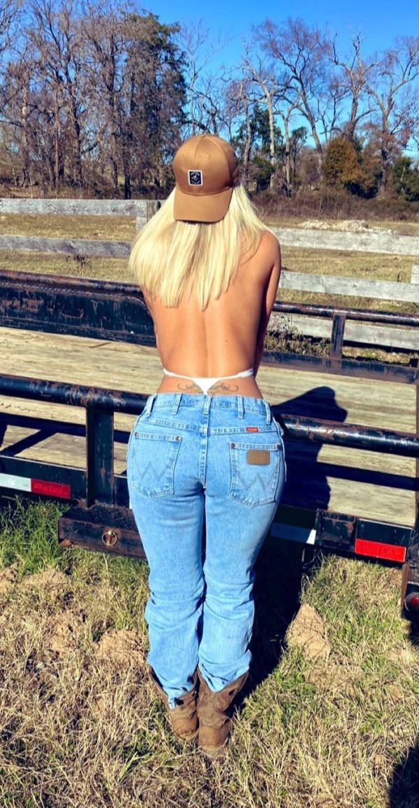 hot girls in tight jeans 50 pics 11.html - 50 HD Photos | Premium Gallery 2024