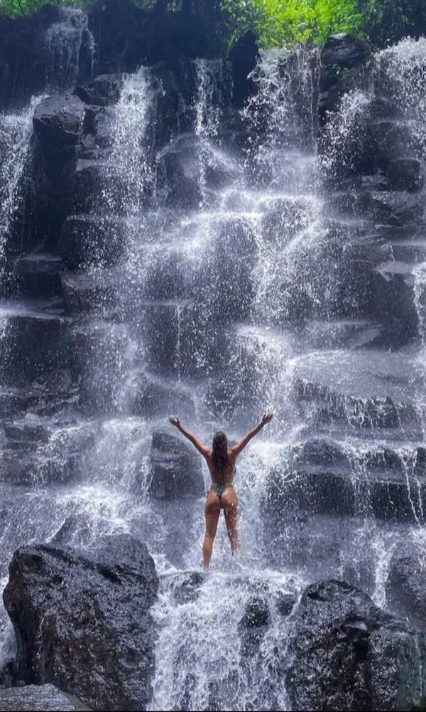 adventures in the great outdoors 32 pics 2.html - 32 HD Photos | Premium Gallery 2024