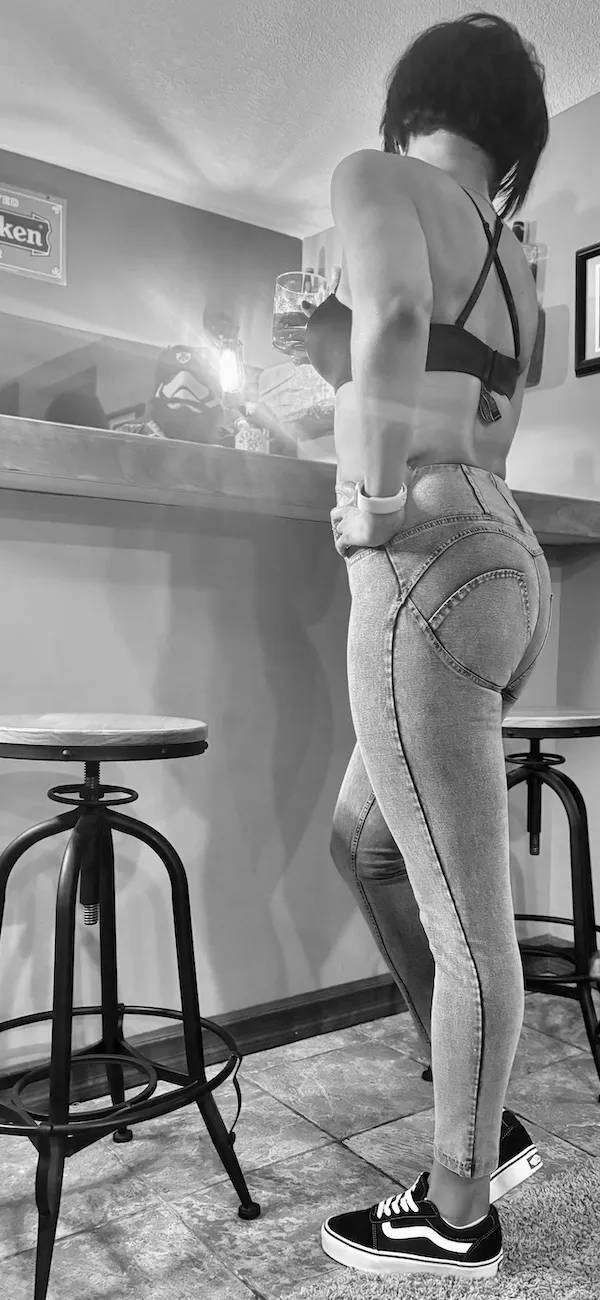 drinking time 45 pics 2 gifs 3.html - 45 HD GIF | Premium Gallery 2024