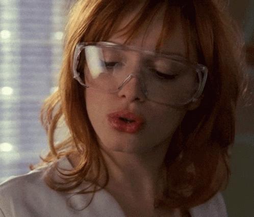 christina hendricks and her curves 23 gifs 2.html - 1 HD GIF | Premium Gallery 2024