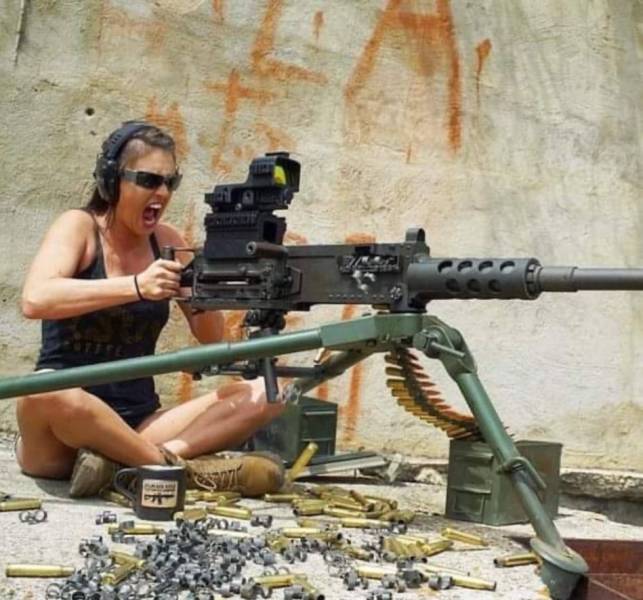 guns and girls a powerful combination 37 pics 14.html - 37 HD Photos | Premium Gallery 2024