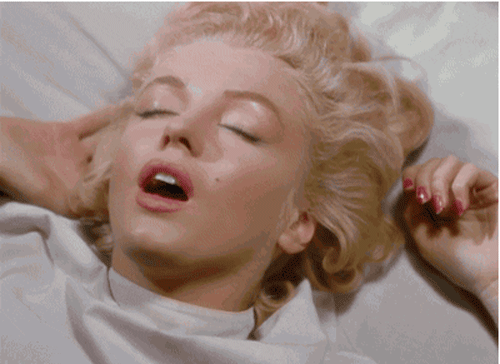 the unique brilliance of marilyn monroe 26 gifs 6.html - 1 HD GIF | Premium Gallery 2024