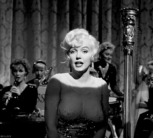 the unique brilliance of marilyn monroe 26 gifs 6.html - 1 HD GIF | Premium Gallery 2024