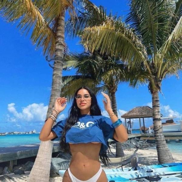 pretty eyes behind cute glasses 44 pics 8.html - 44 HD Photos | Premium Gallery 2024