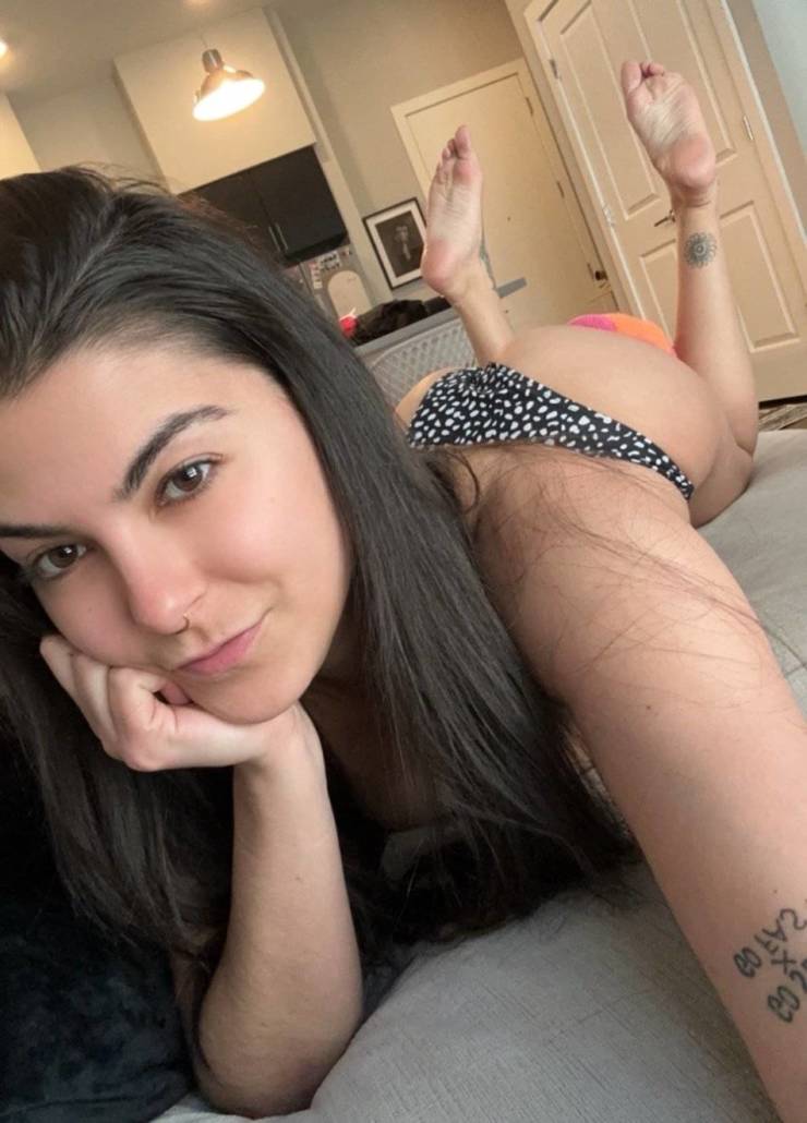 Sexy Girls In Their Sexy Thongs