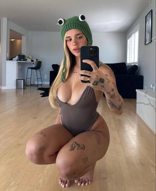 hot girls bending their backs 47 pics 10.html - 47 HD Photos | Premium Gallery 2024