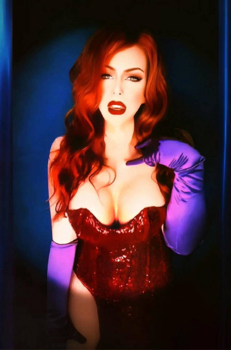 Cosplay? No, Sexy Cosplay!