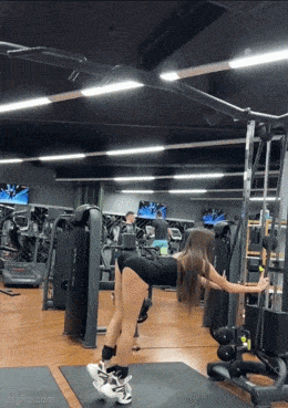 hot girls are here for you 33 gifs 5.html - 1 HD GIF | Premium Gallery 2024